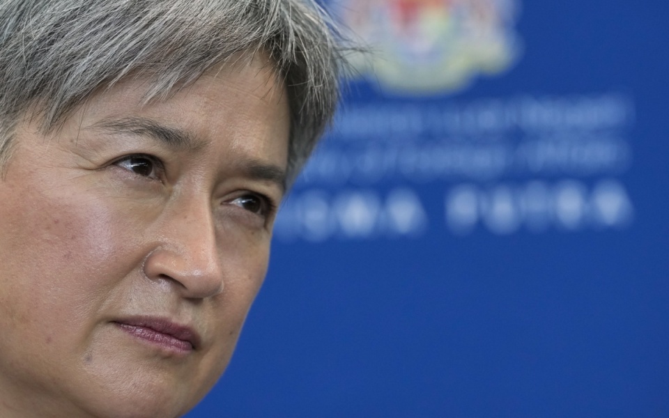 Penny Wong denounces Russian aggression at Bali G20 summit