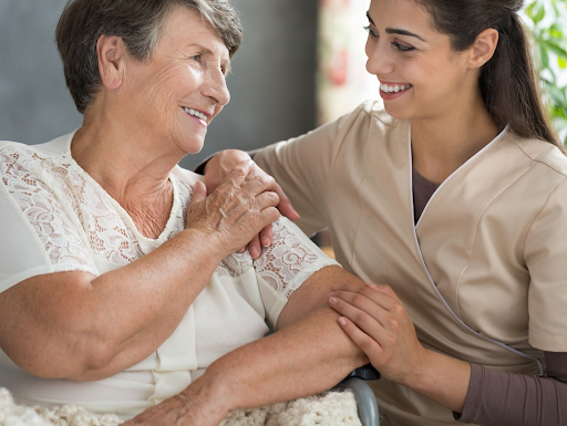  The Difference Between In-Home Health Care and Companion Care