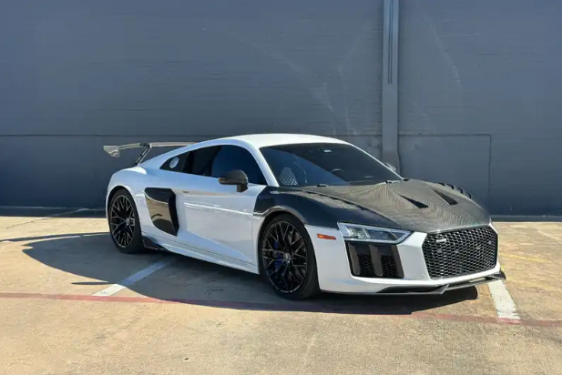 Choosing a Luxury Car Rental at Dallas Airport Service That Delivers