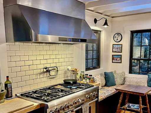 Under-Cabinet Kitchen Vent Hood: Venting Options & Performance Specifications